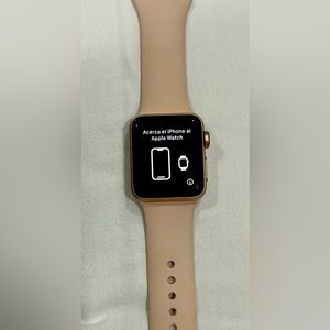 Apple Watch Series 3, 38mm Rose Gold